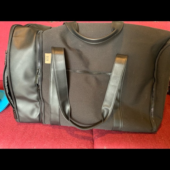 beis gym bag